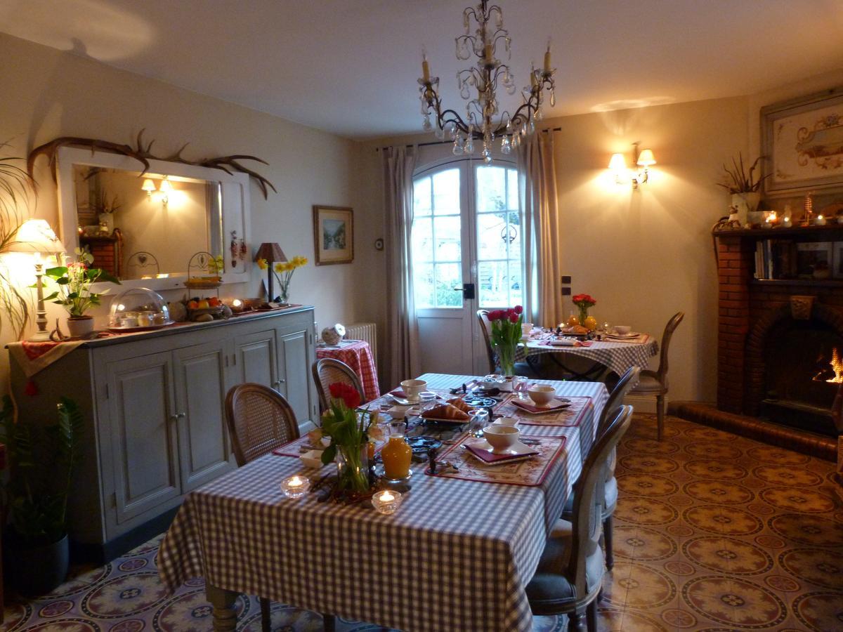 B & B Au Dela Du TempsSaint-Mamet エクステリア 写真